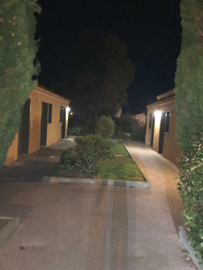 Appartement Les Hameaux อาร์ลส์ ภายนอก รูปภาพ